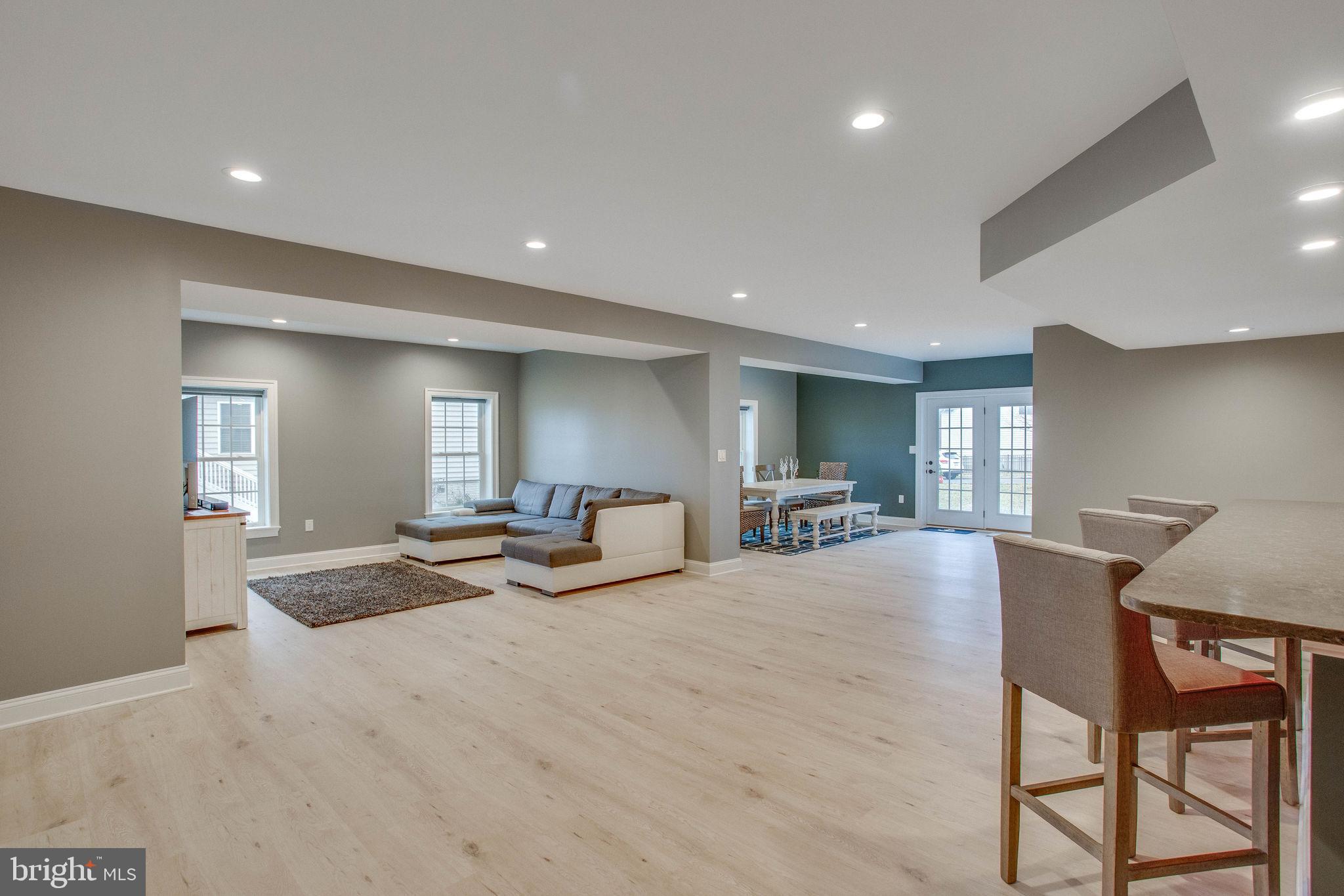 SEVEN HILLS - Residential