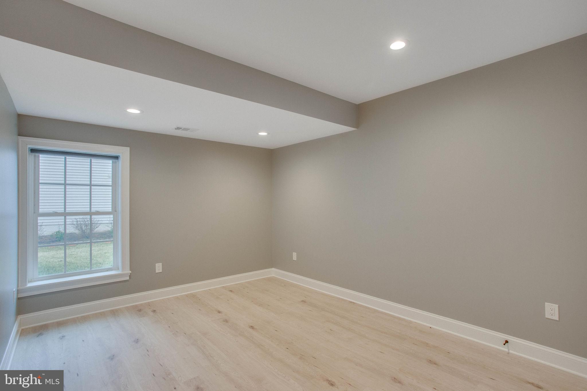 SEVEN HILLS - Residential