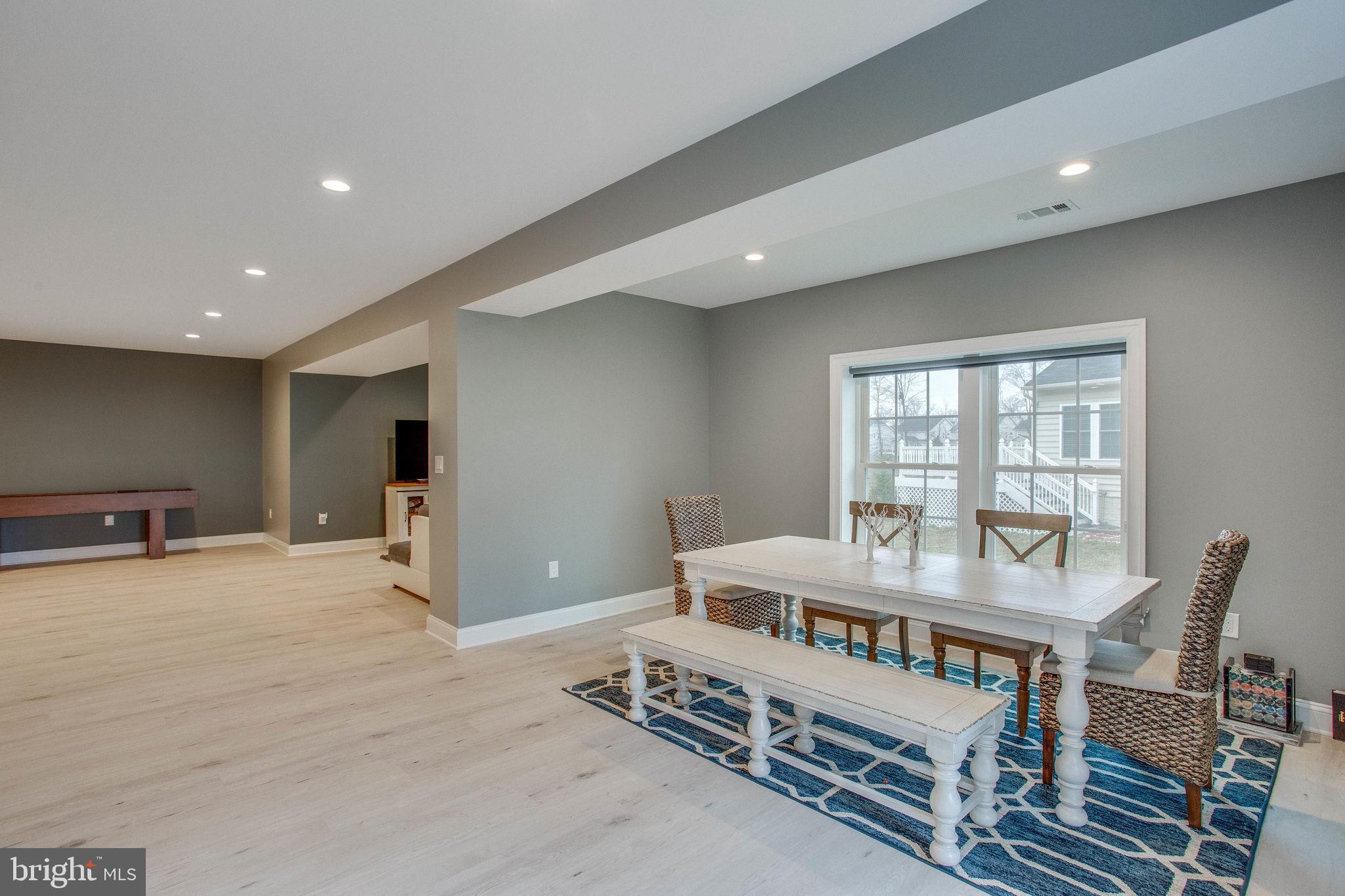 SEVEN HILLS - Residential