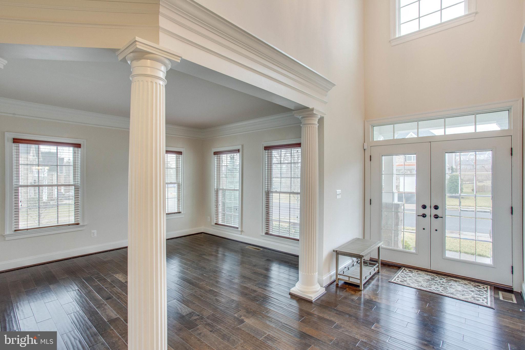 SEVEN HILLS - Residential