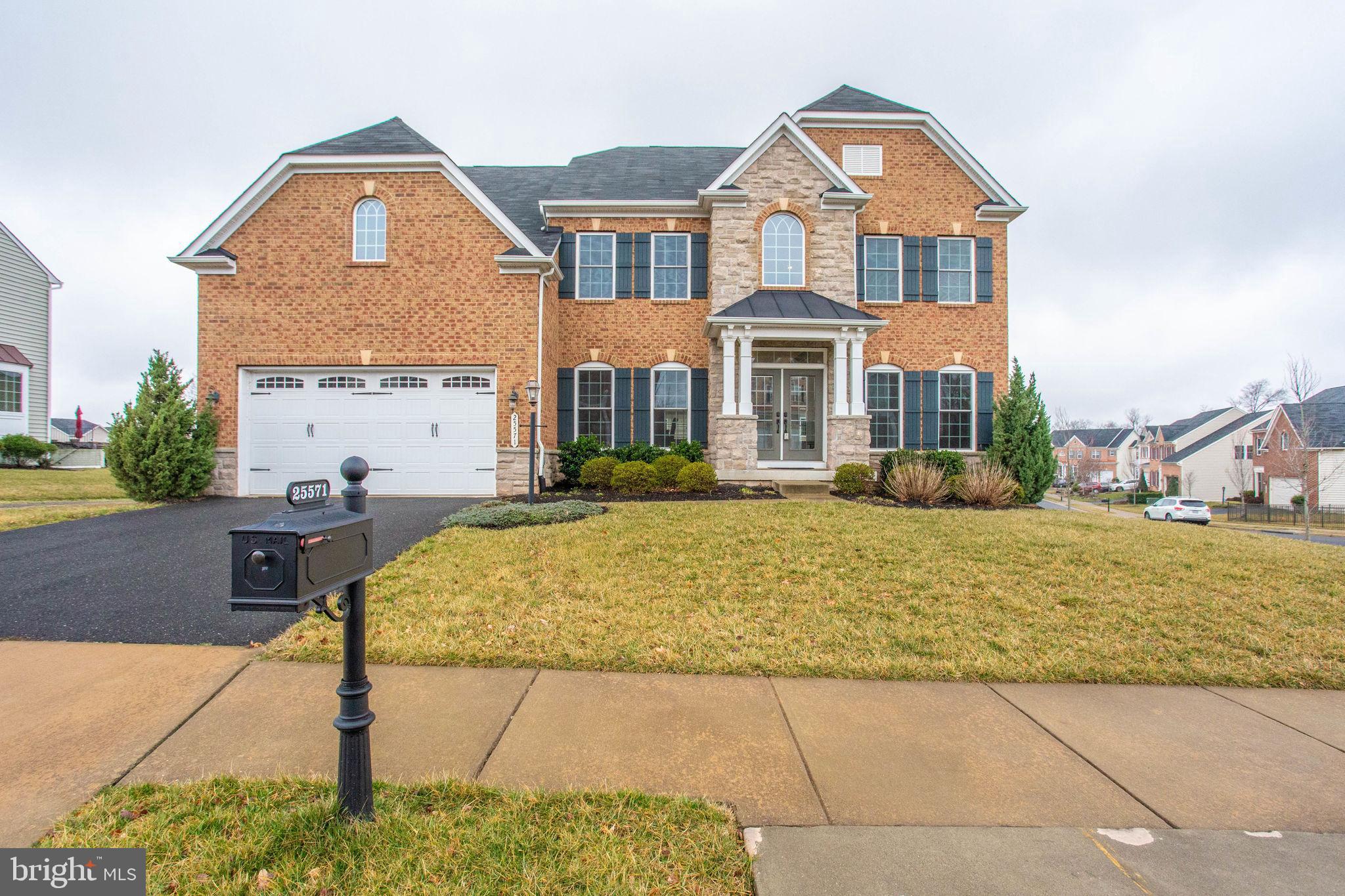 SEVEN HILLS - Residential