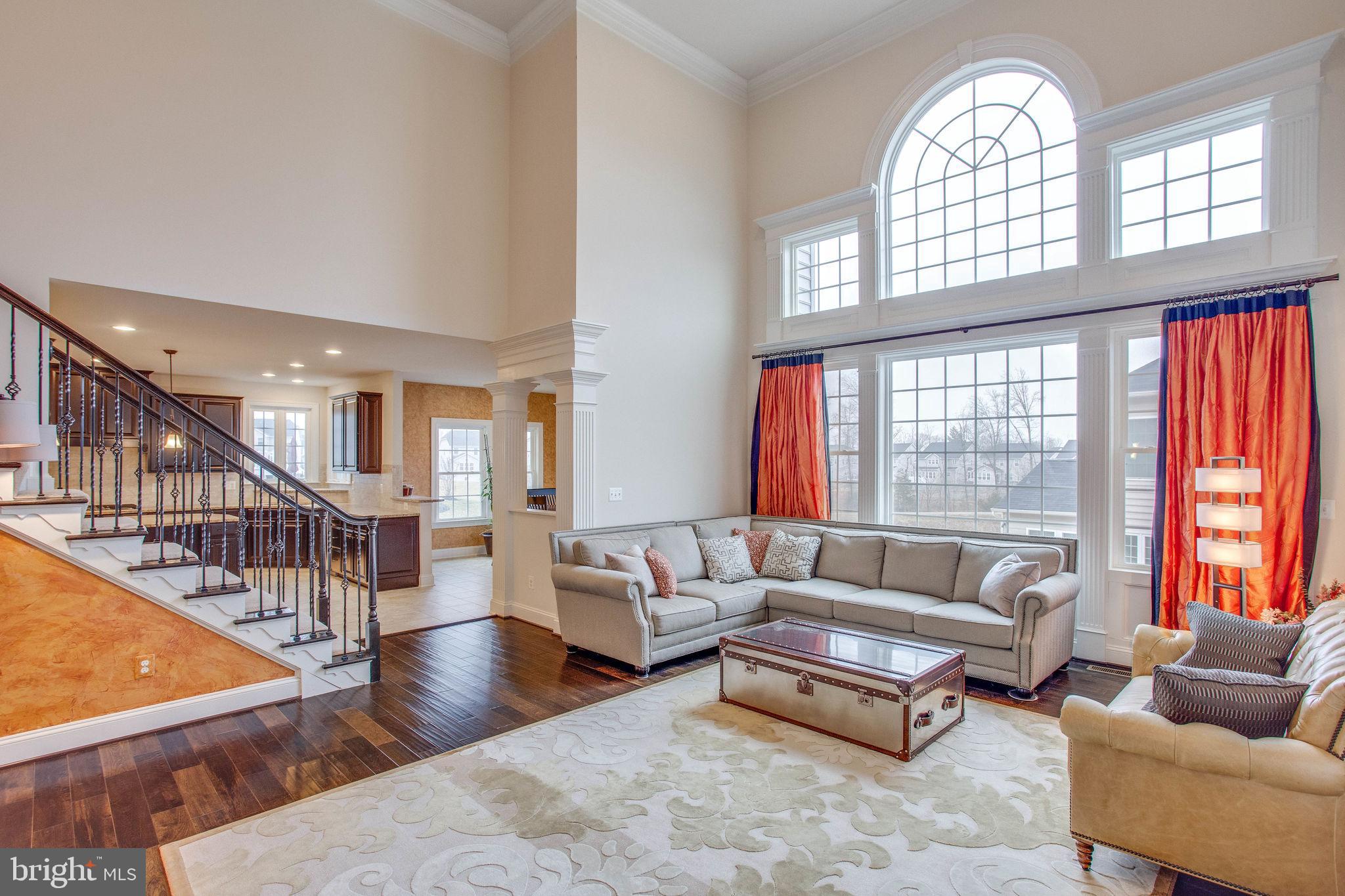 SEVEN HILLS - Residential