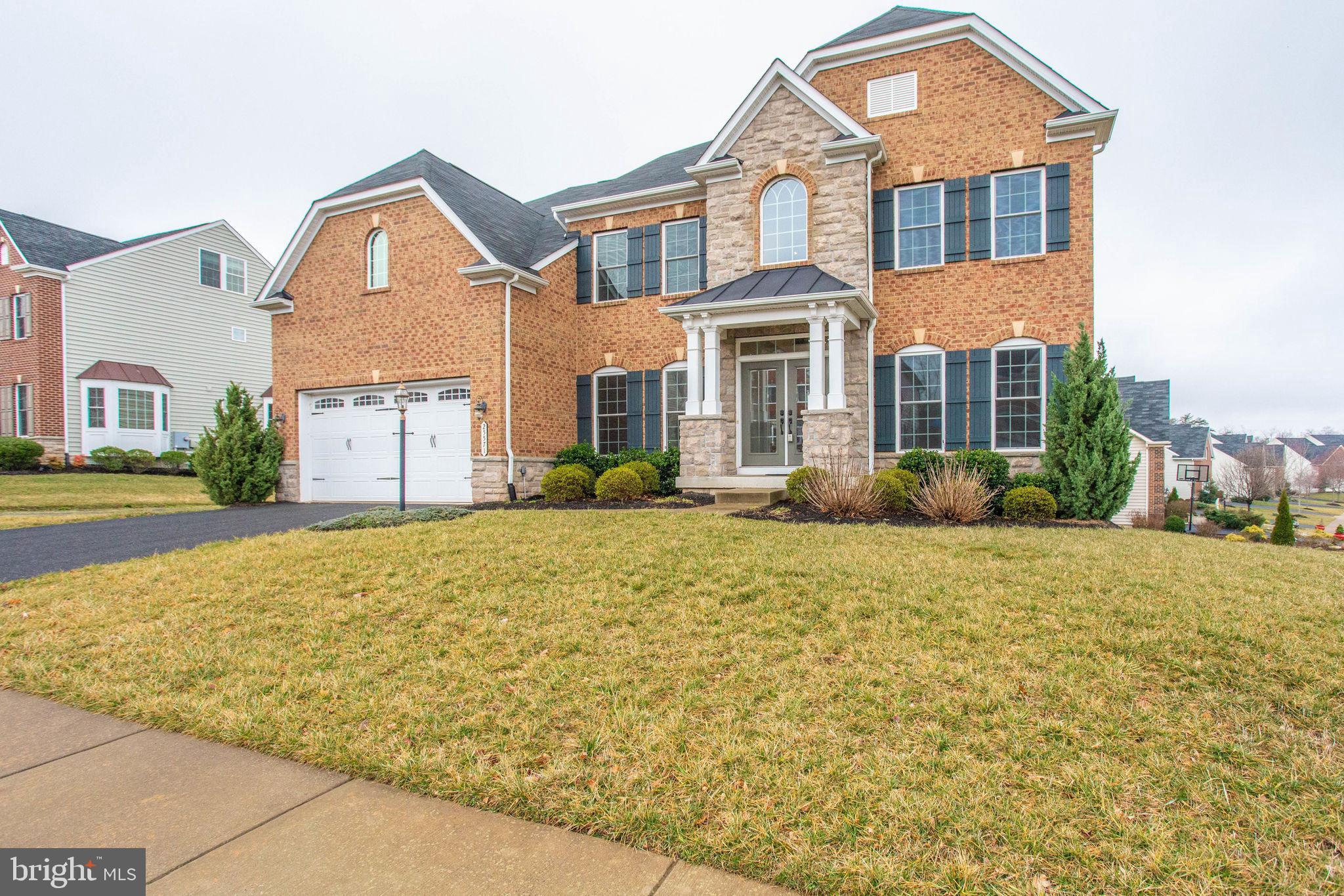 SEVEN HILLS - Residential