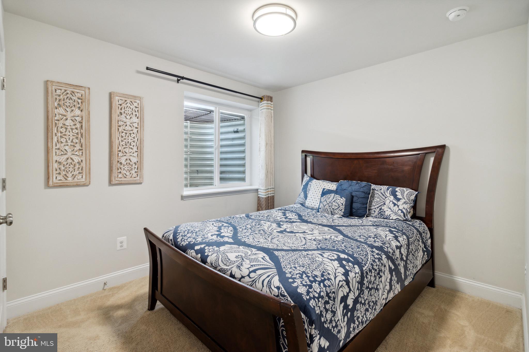 HOLLY RIDGE - Residential