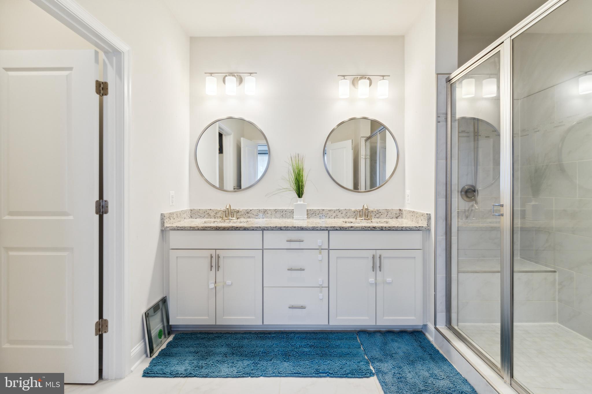 HOLLY RIDGE - Residential