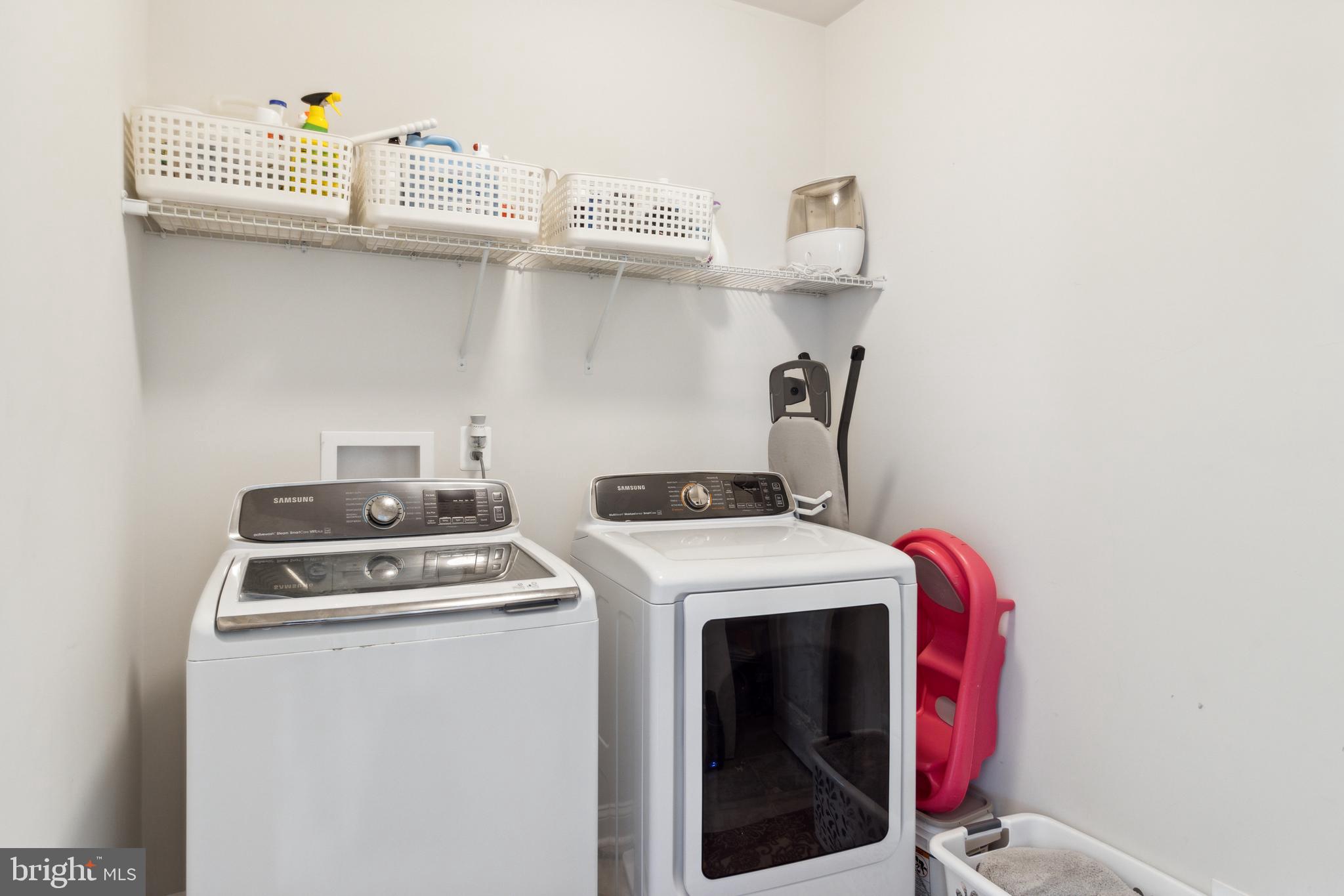 HOLLY RIDGE - Residential