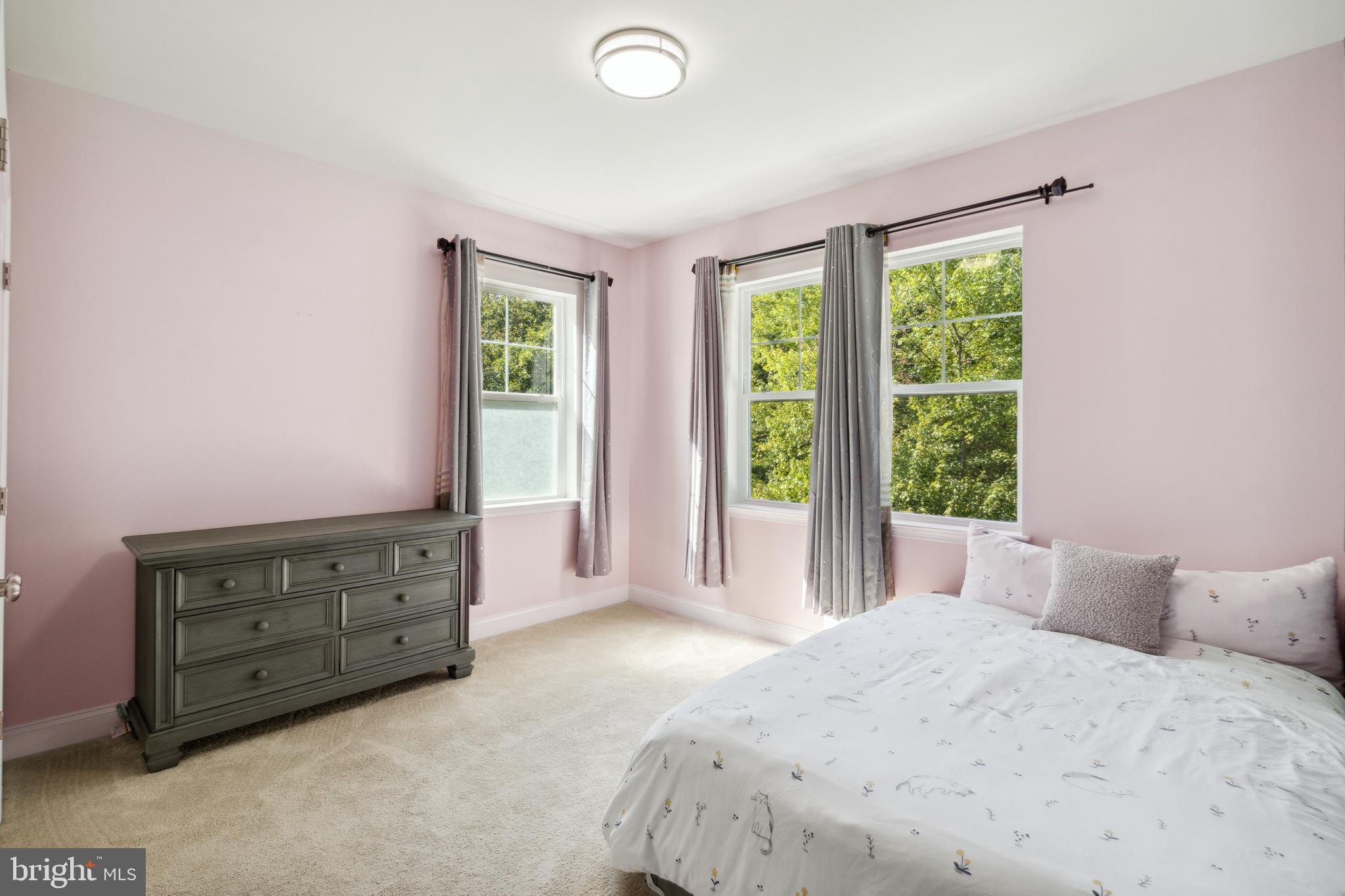 HOLLY RIDGE - Residential