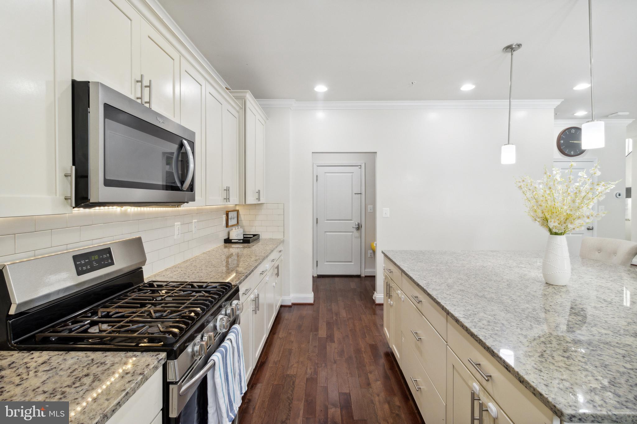 HOLLY RIDGE - Residential