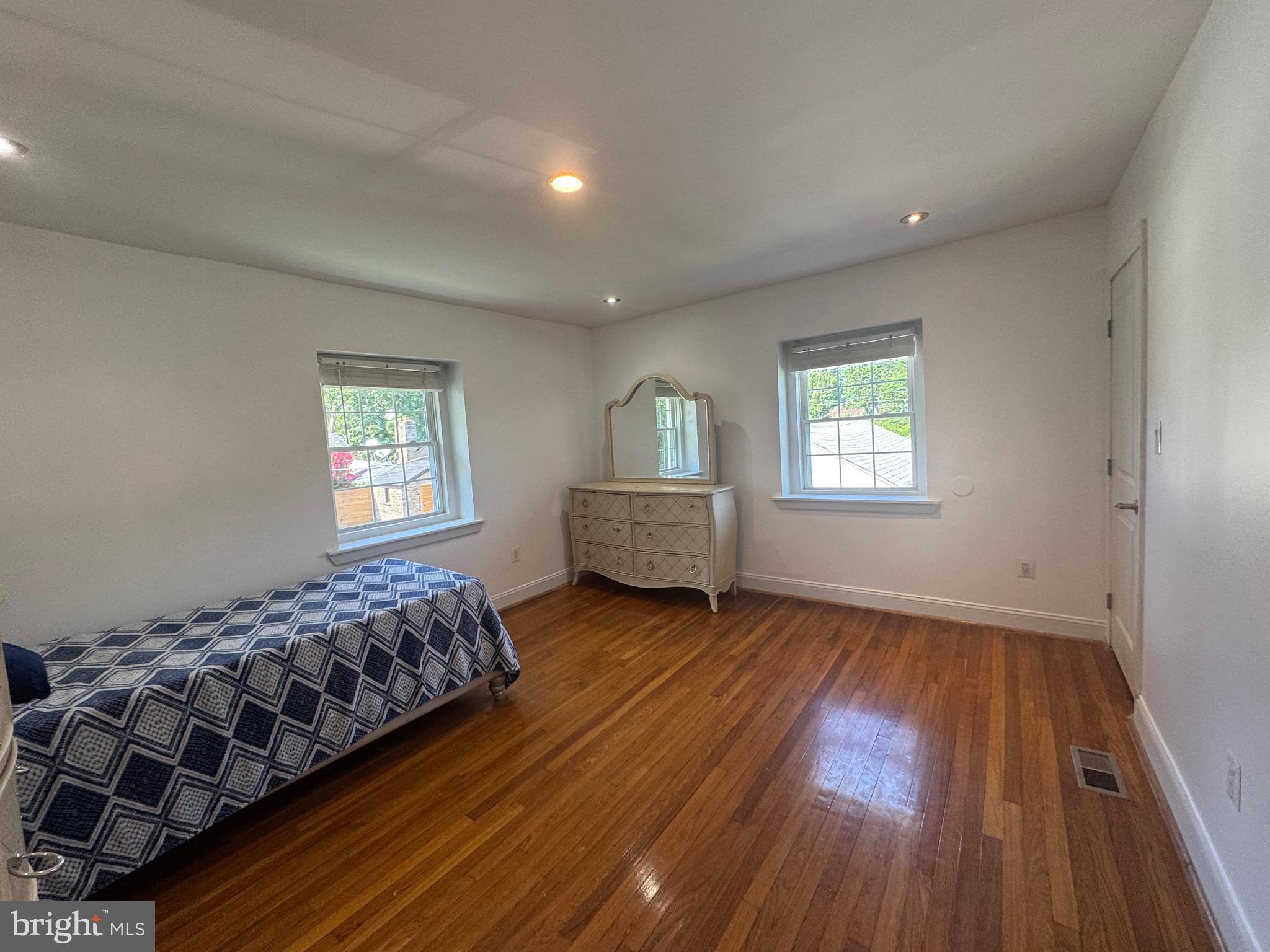 WYNNEFIELD HEIGHTS - Residential