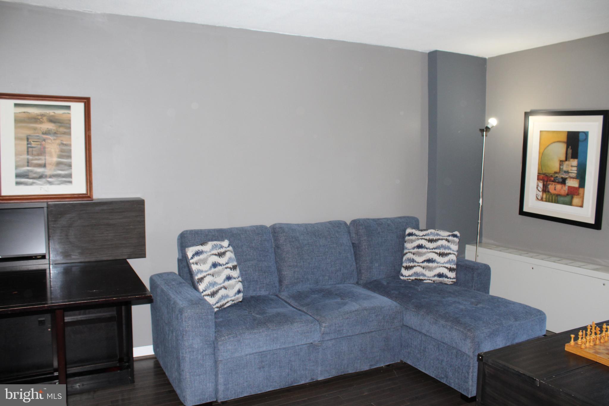 AMERICANA CENTRE - Residential