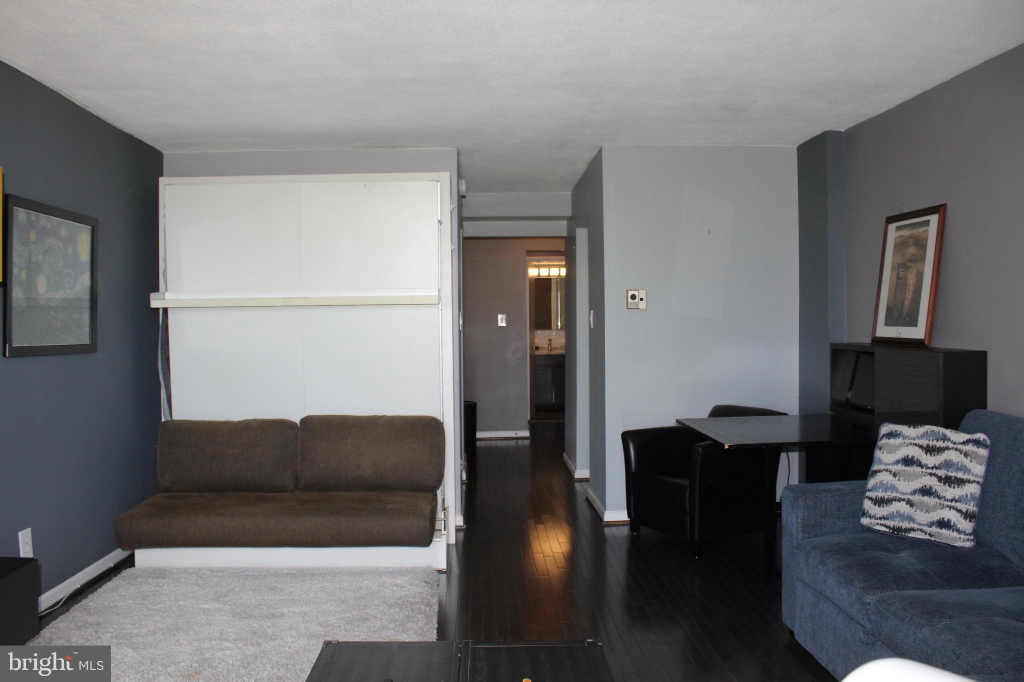 AMERICANA CENTRE - Residential