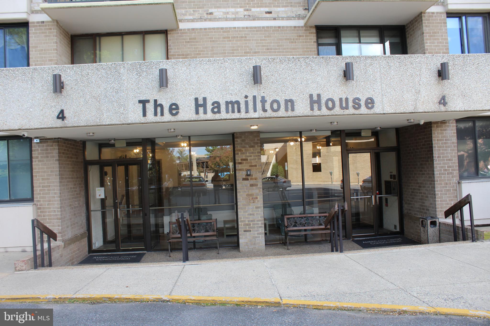 AMERICANA CENTRE - Residential