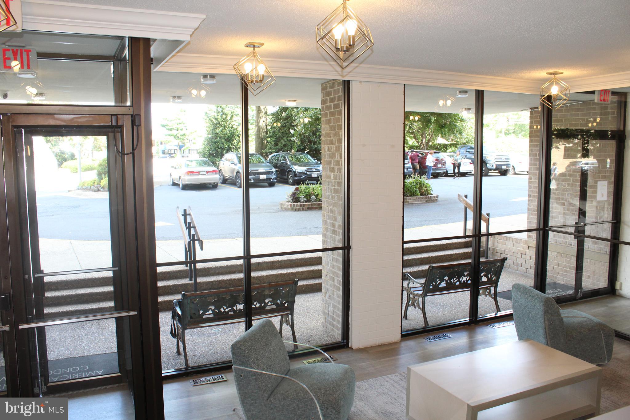 AMERICANA CENTRE - Residential