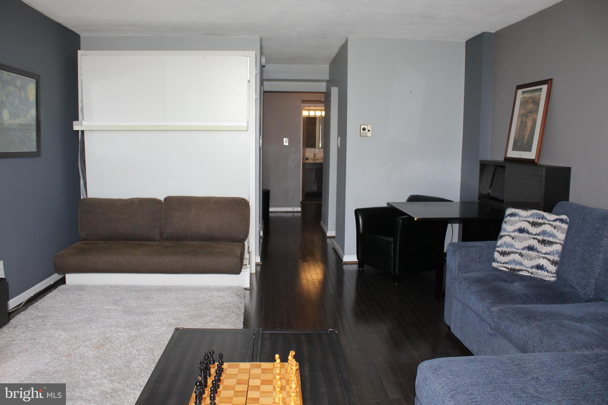 AMERICANA CENTRE - Residential