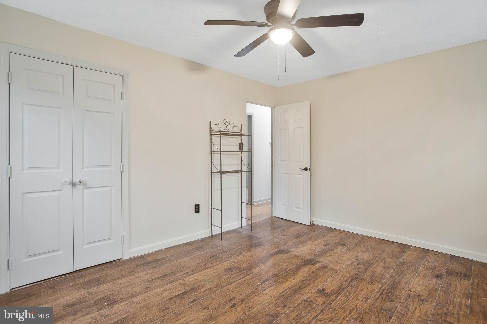 BEVERLY ESTATES - Residential