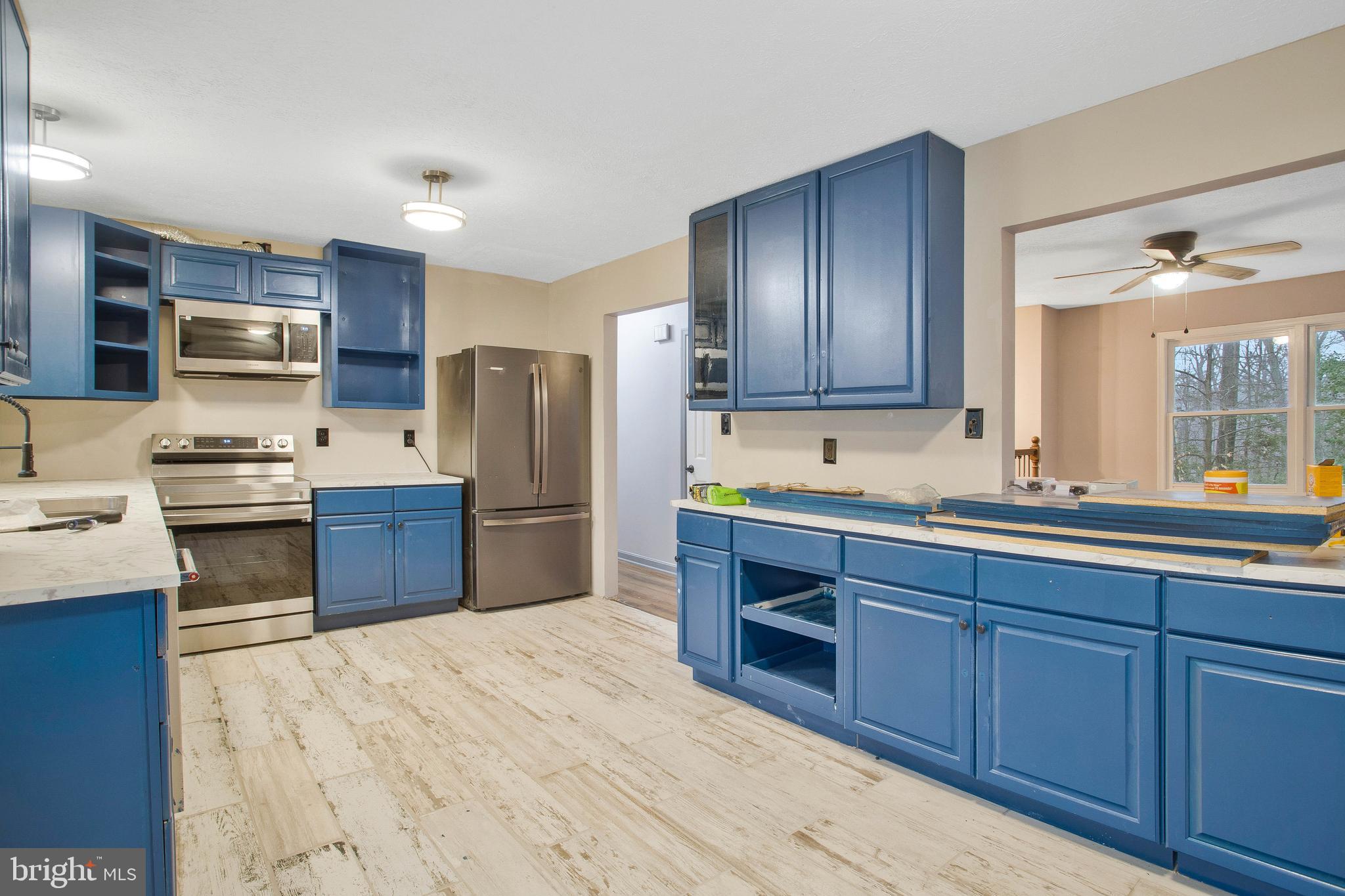 BEVERLY ESTATES - Residential