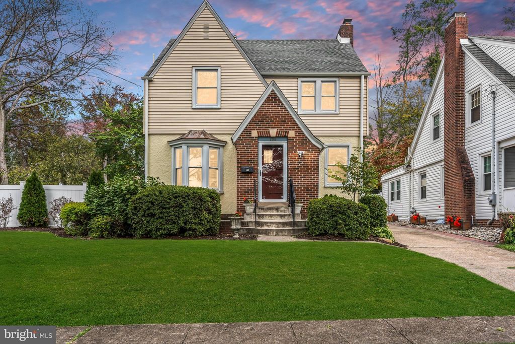 Photo of 138 Abernethy Drive, TRENTON, NJ 08618 (MLS # NJME2067658)
