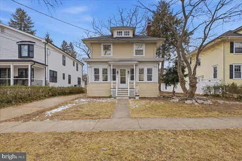 771 Lake Drive, Lawrence Township, NJ MLS: NJME2071476