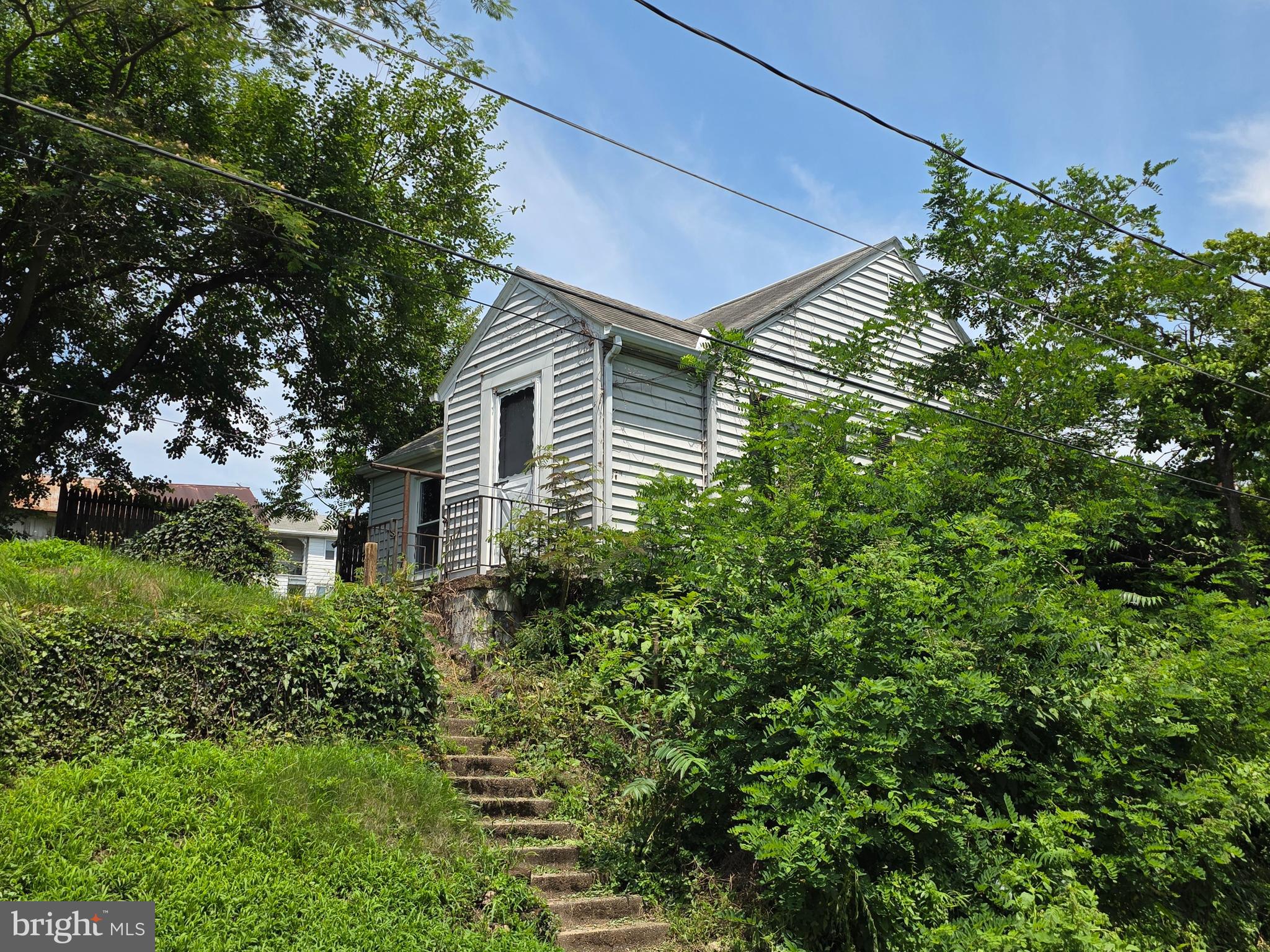317 E WASHINGTON STREET