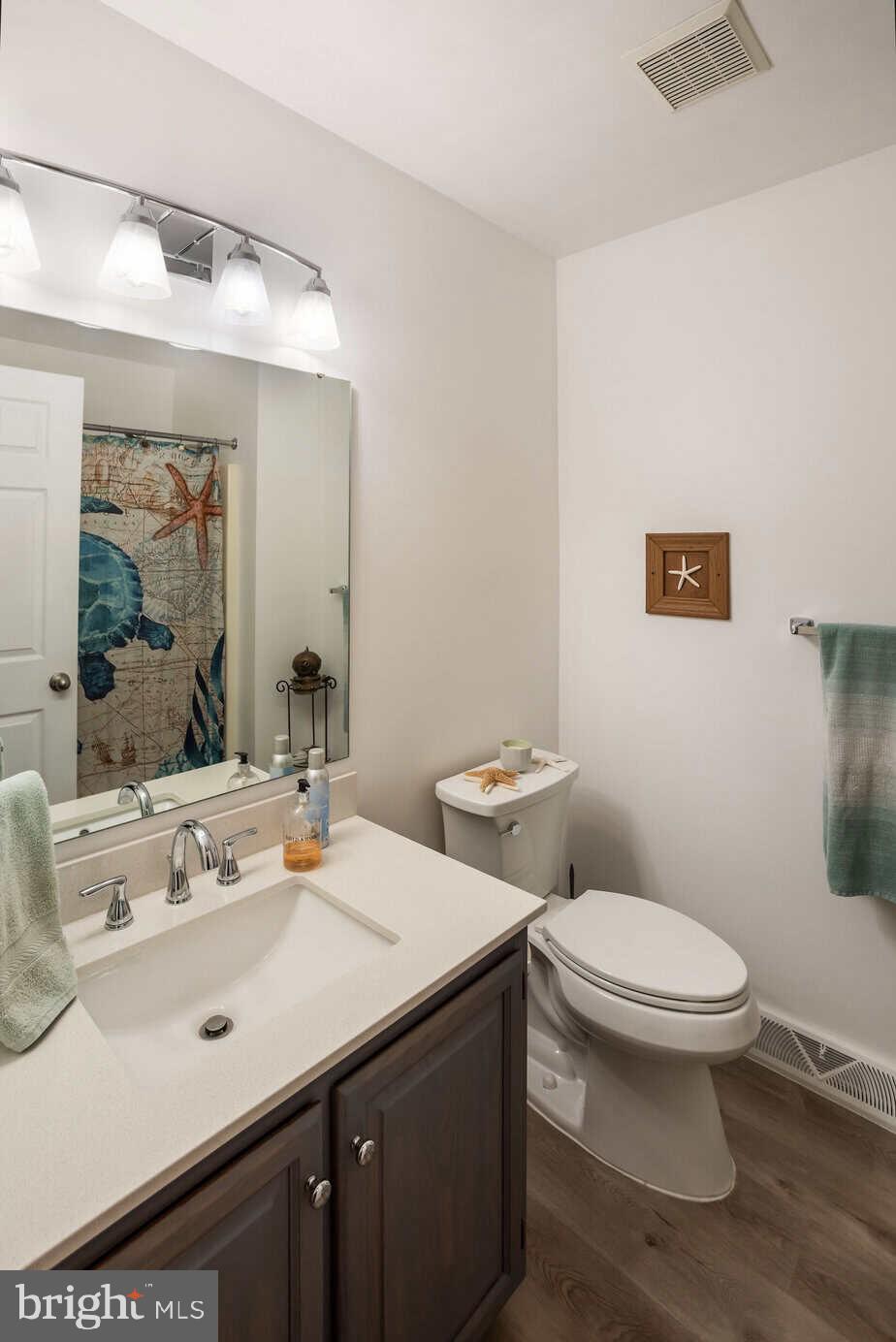 MT AIRY VILLAGE - Residential