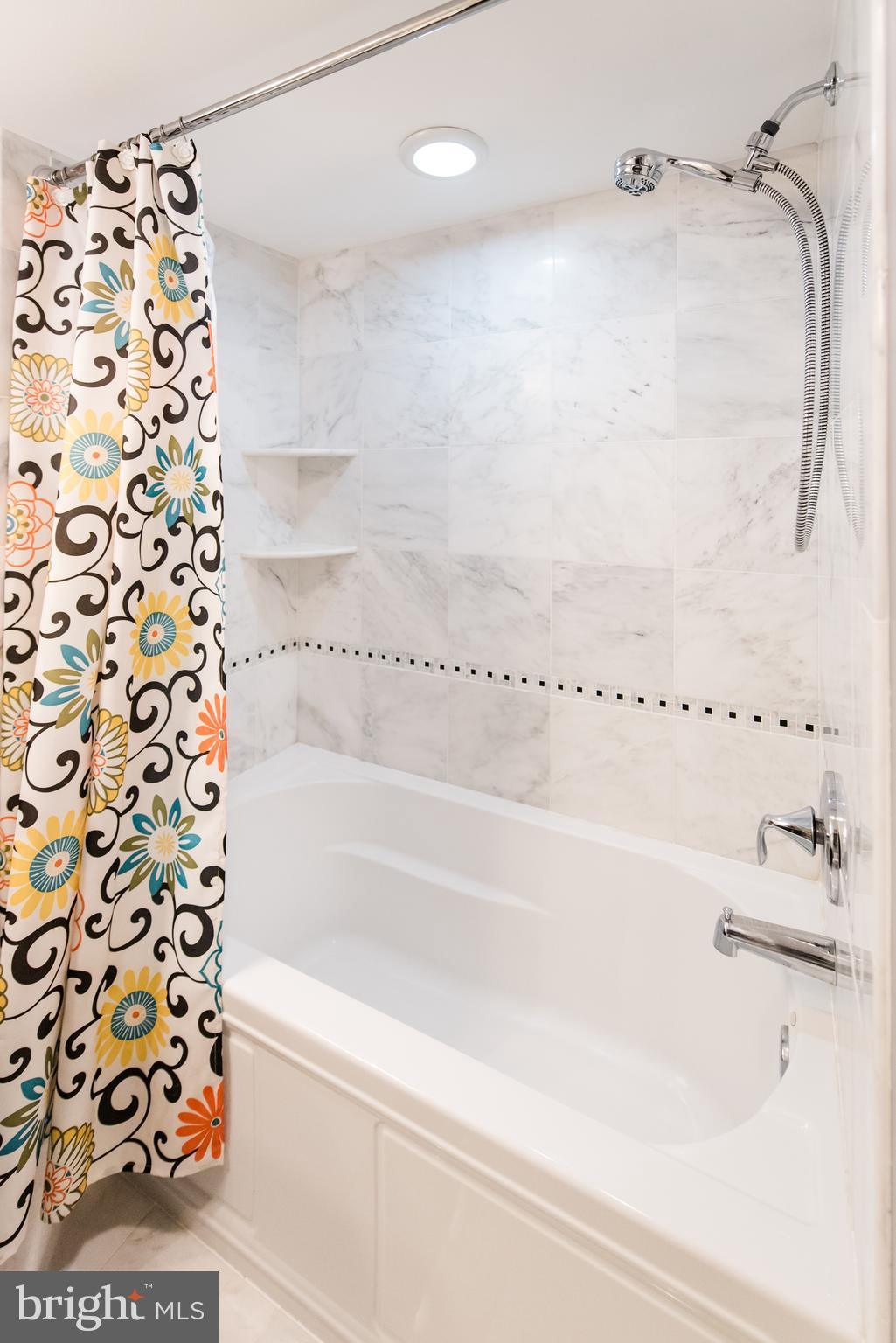 THE CORINTHIAN - Residential