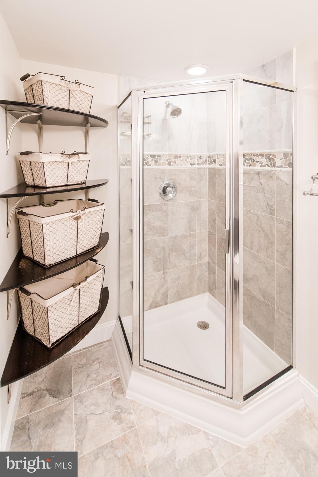 THE CORINTHIAN - Residential