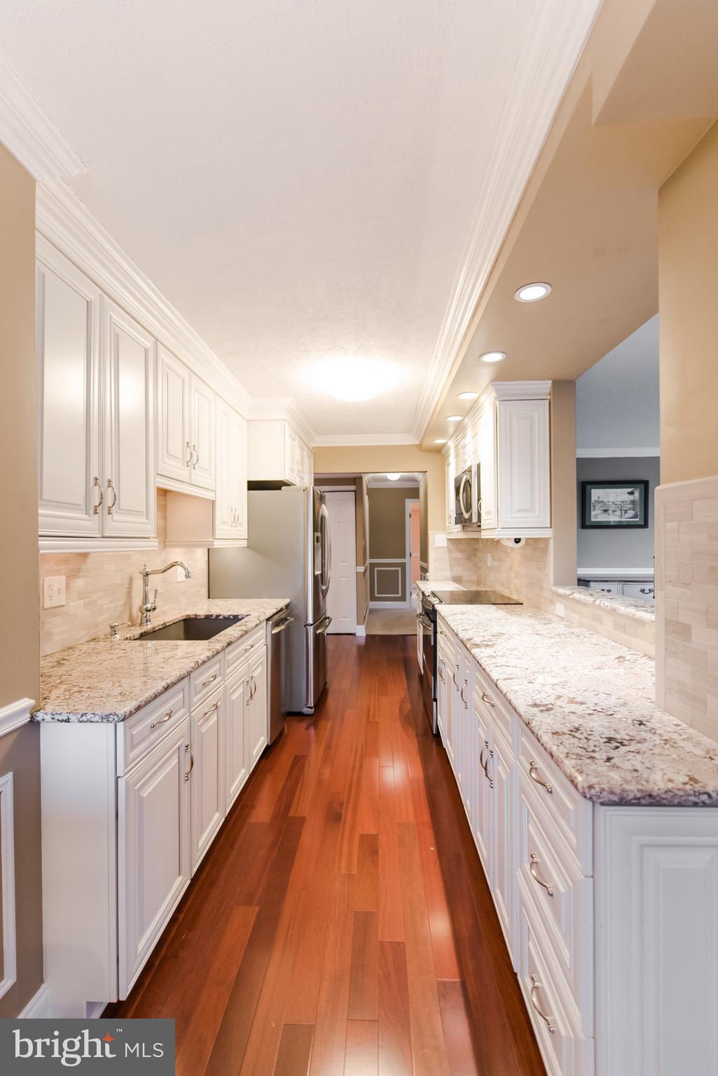 THE CORINTHIAN - Residential