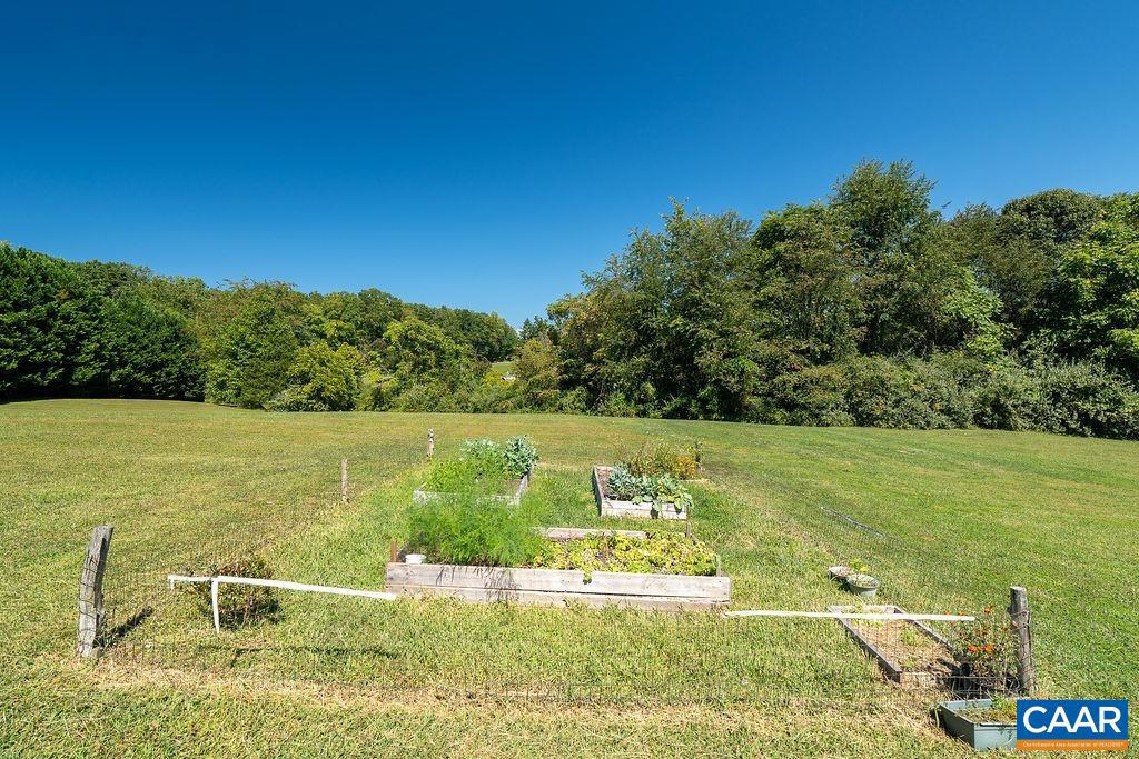 FREEDOM ESTATES - Residential