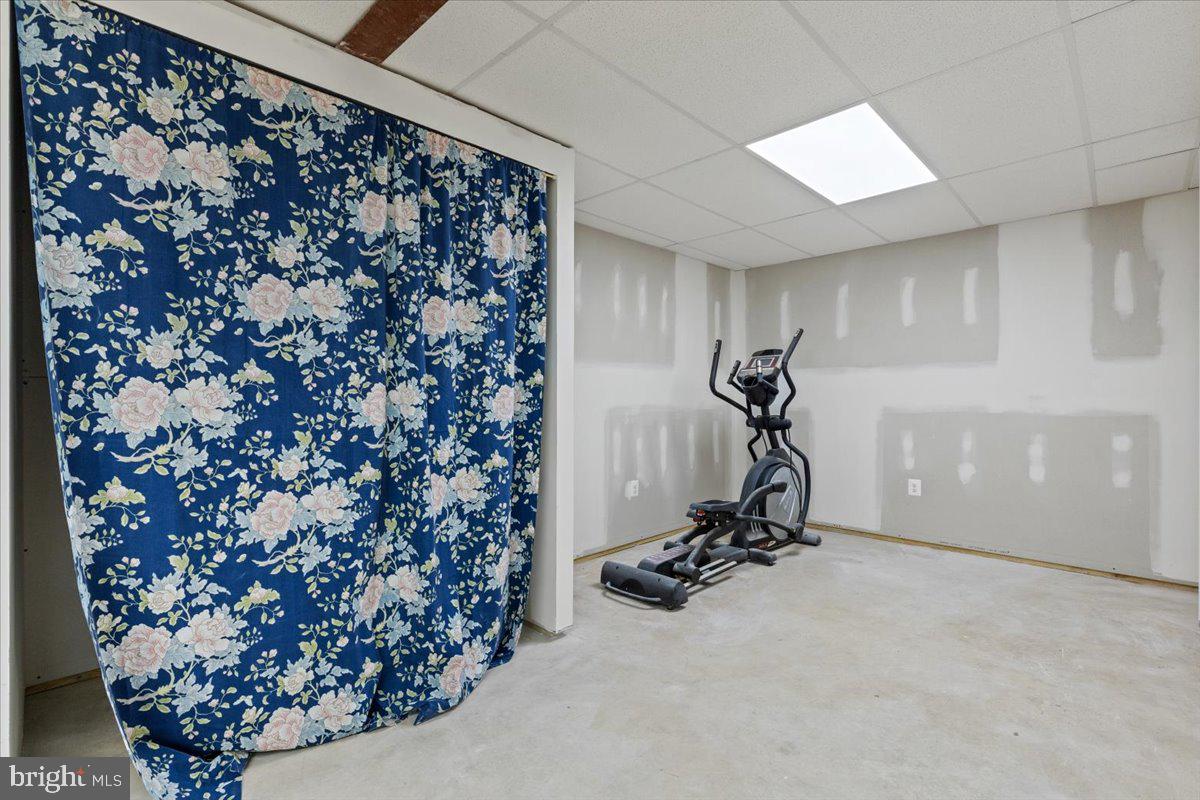 RIVERWOOD FARMS - Residential