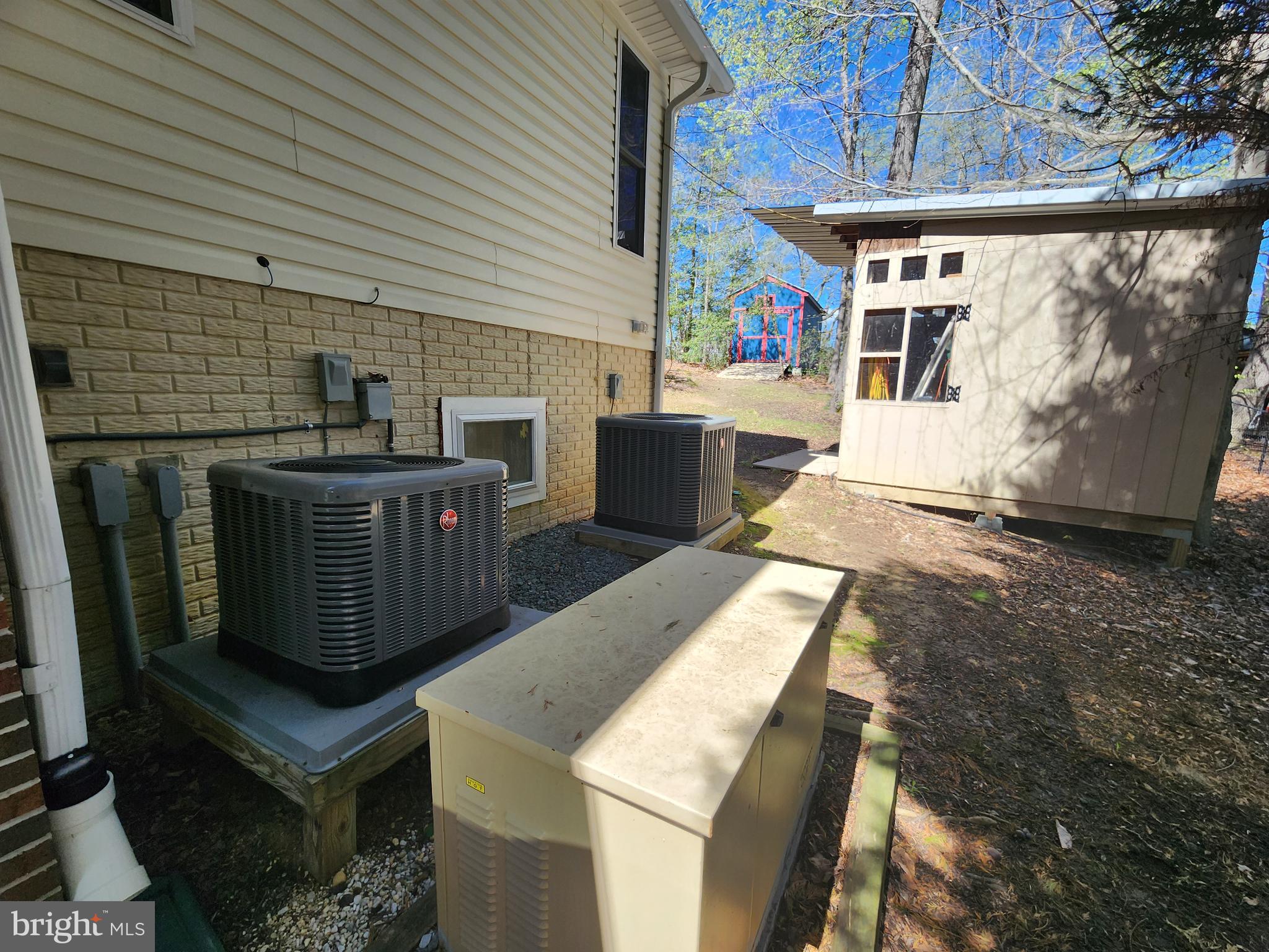 RIVERWOOD FARMS - Residential