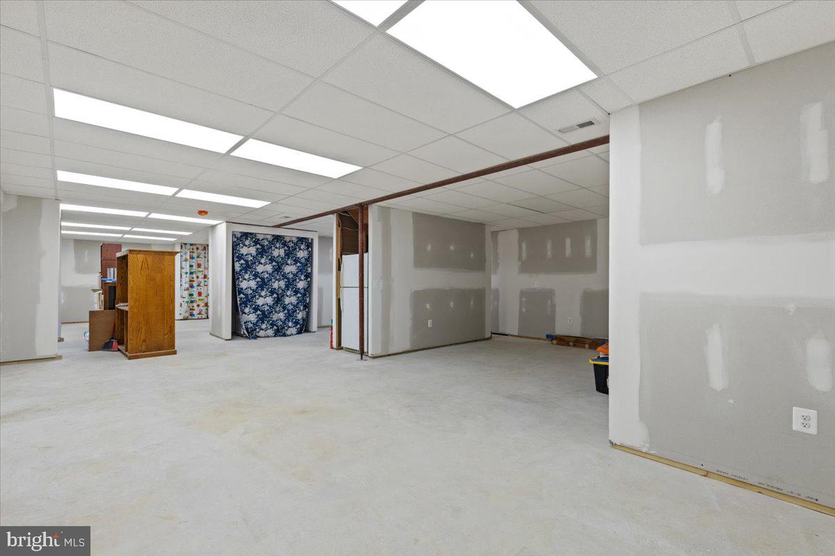 RIVERWOOD FARMS - Residential