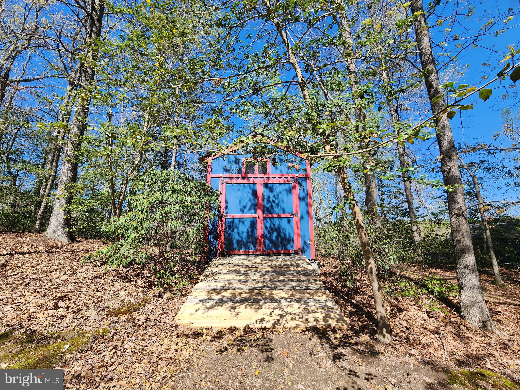 RIVERWOOD FARMS - Residential