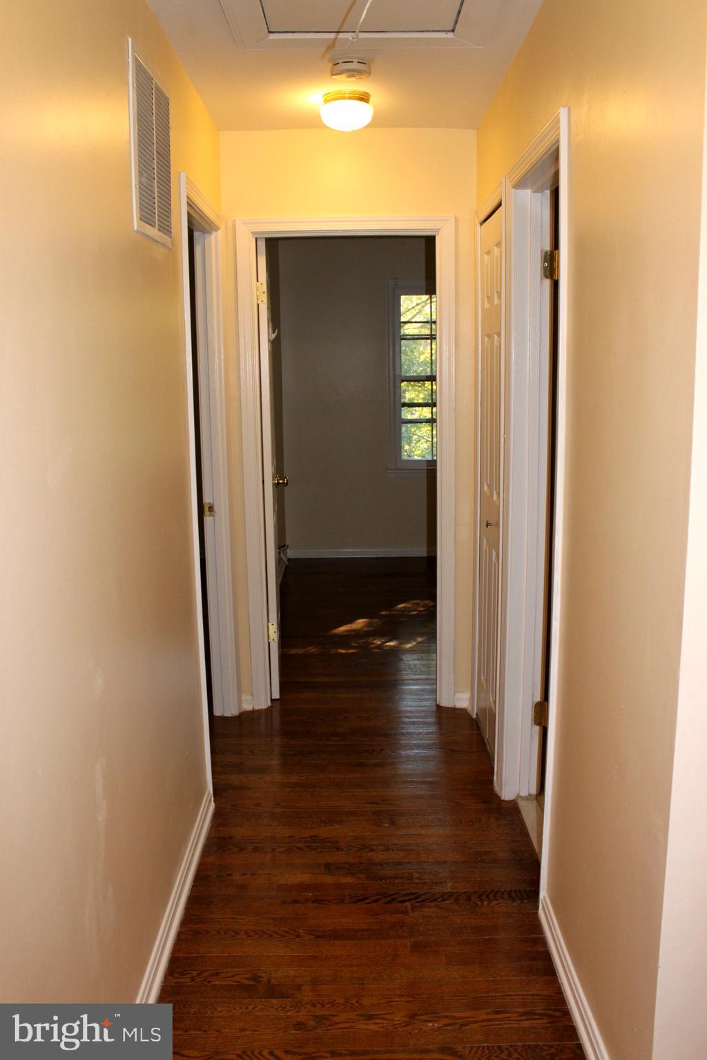 RESTON - Residential Lease