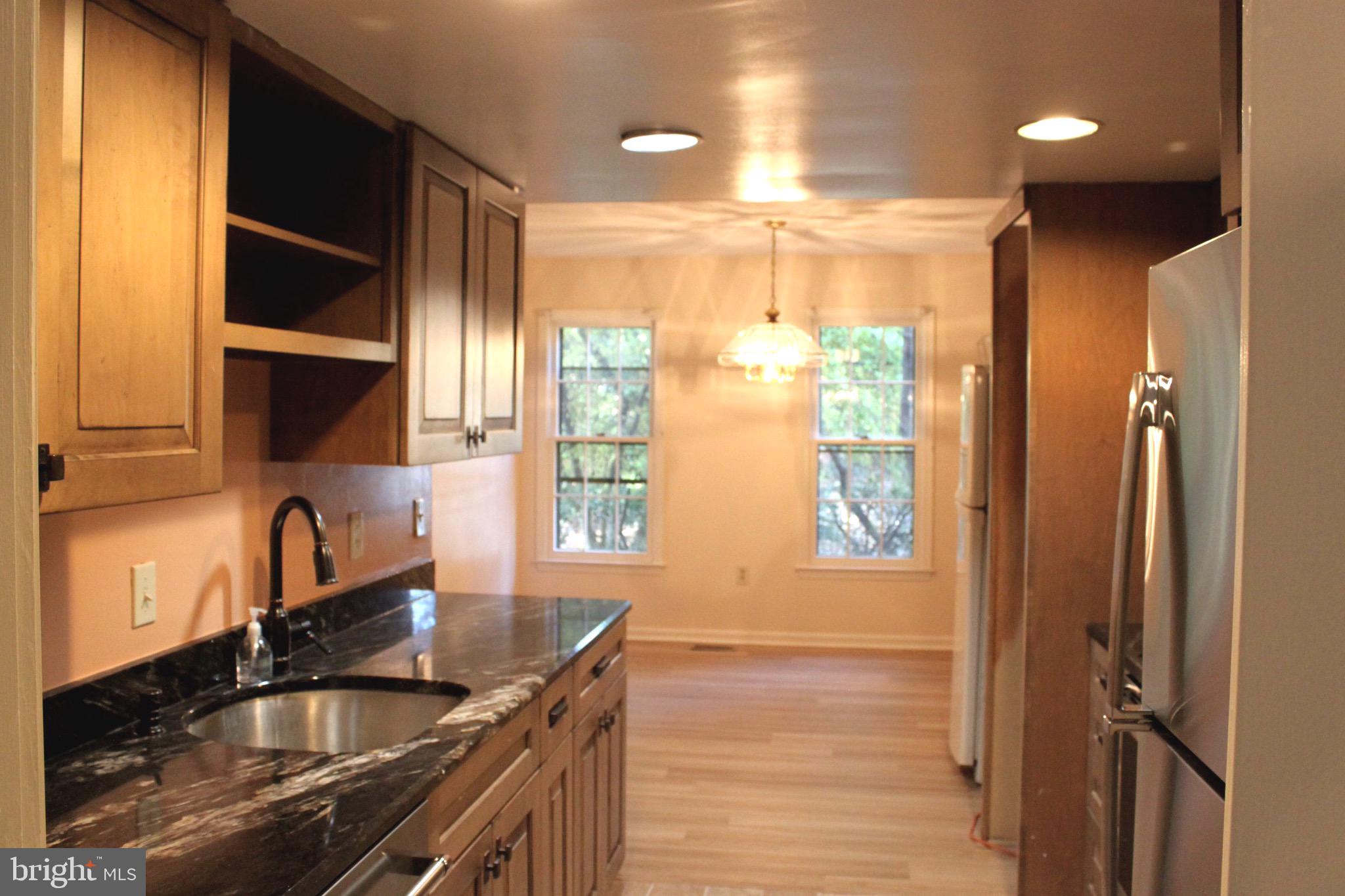 RESTON - Residential Lease