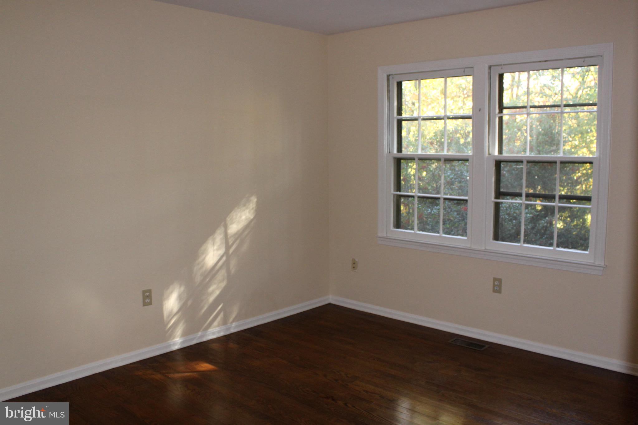 RESTON - Residential Lease