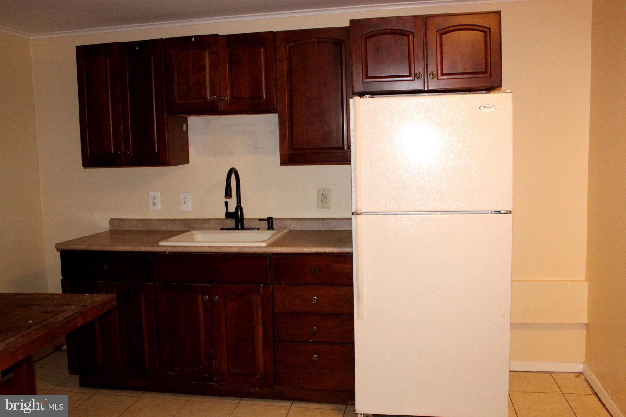 RESTON - Residential Lease