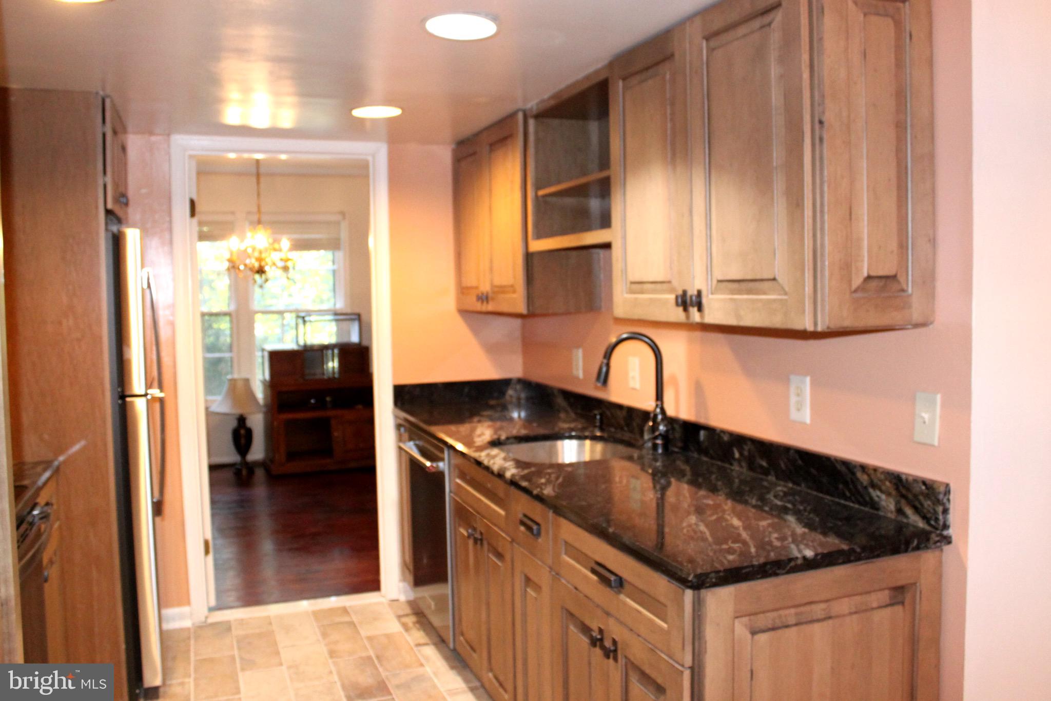 RESTON - Residential Lease