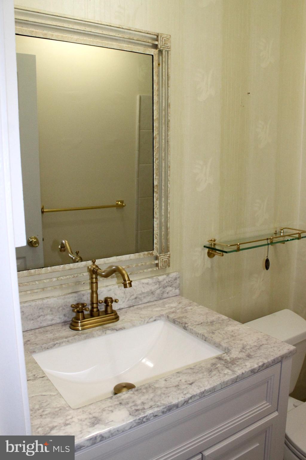 RESTON - Residential Lease