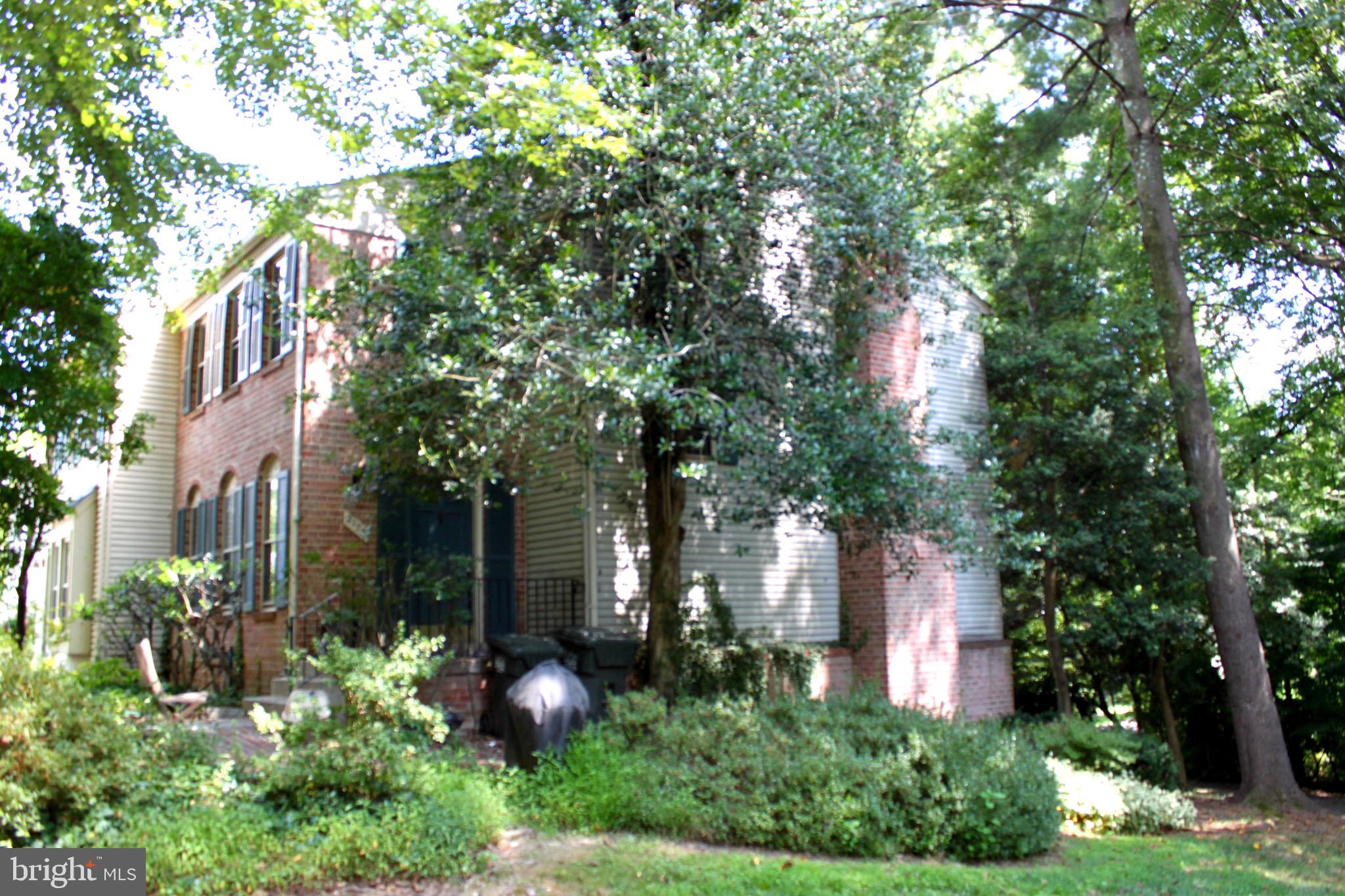 RESTON - Residential Lease