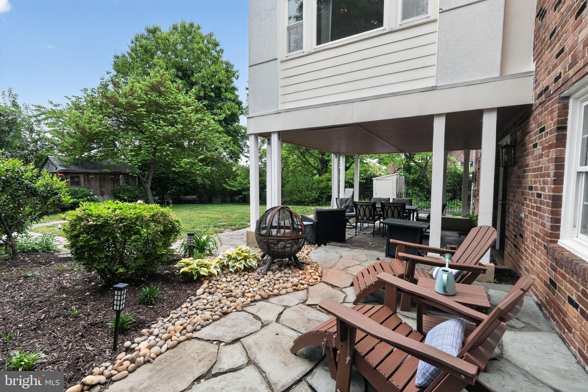 COLUMBIA PINES - Residential