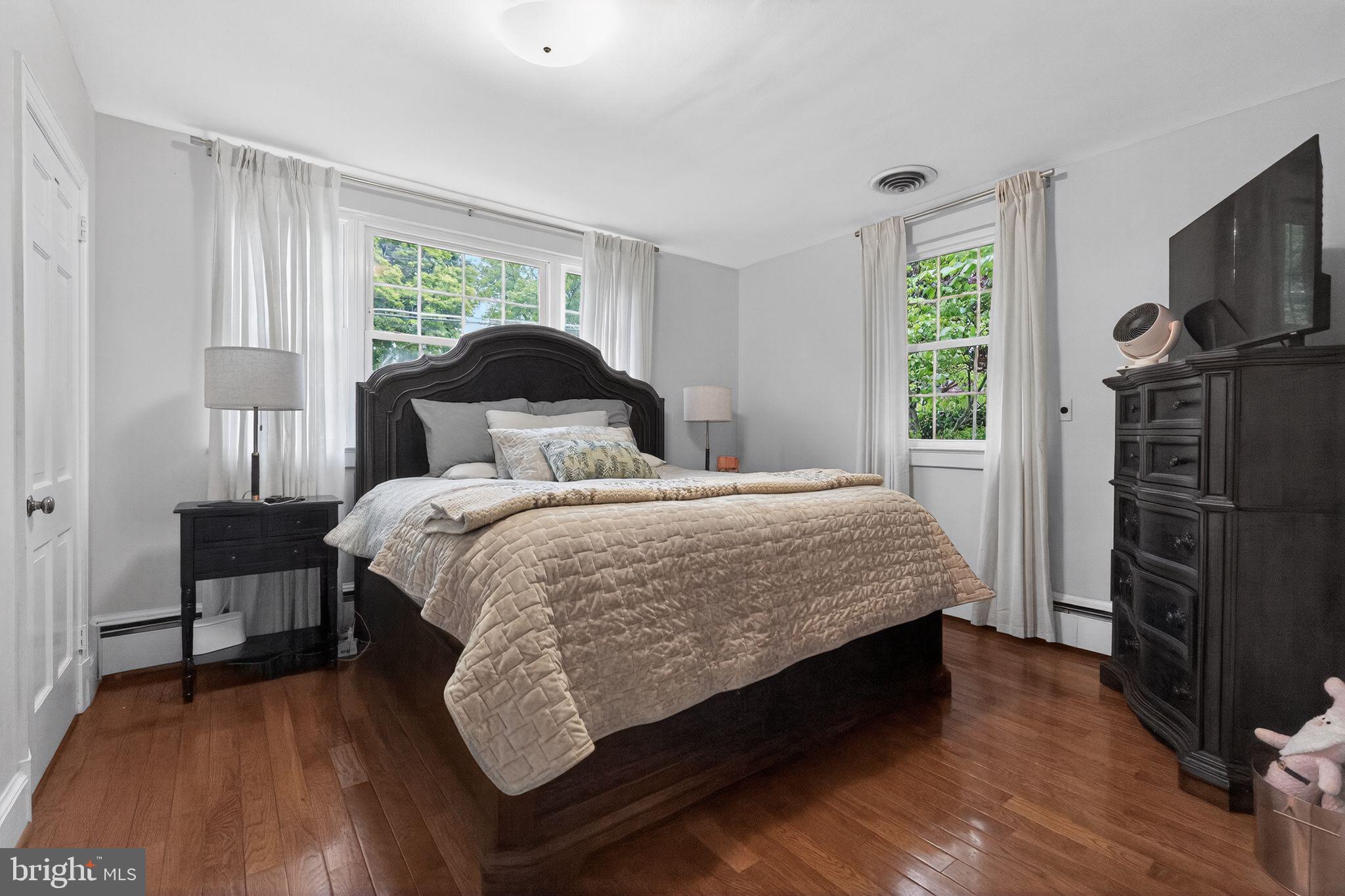 COLUMBIA PINES - Residential