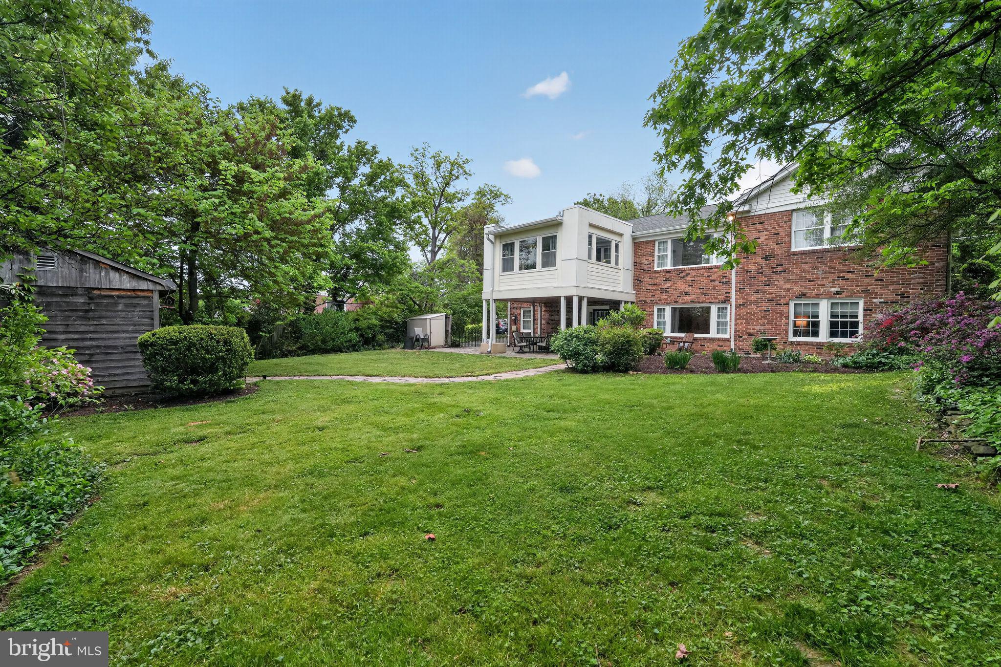 COLUMBIA PINES - Residential