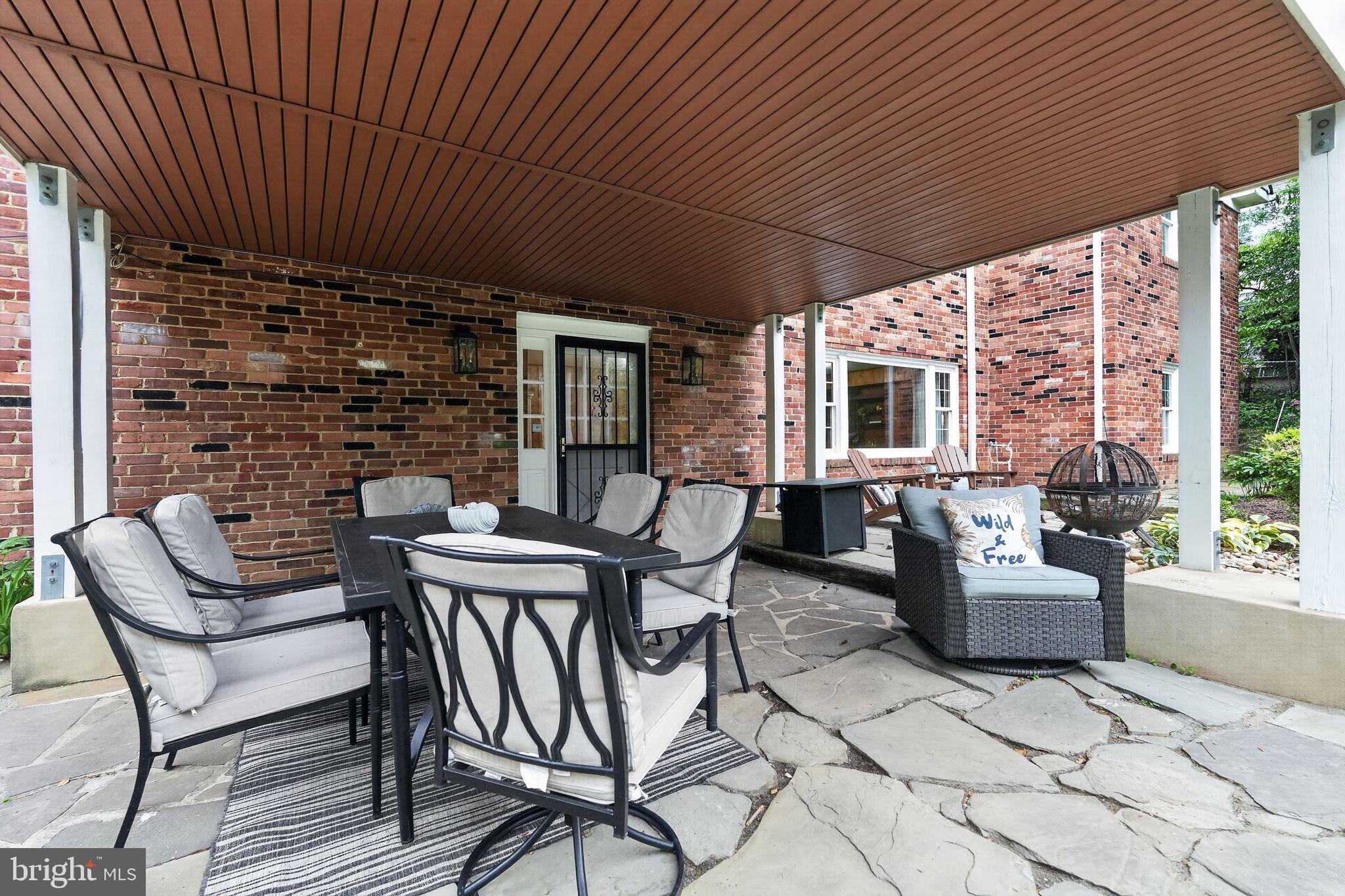 COLUMBIA PINES - Residential