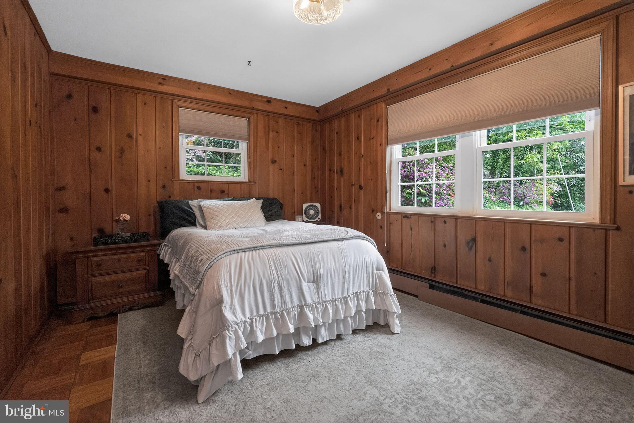 COLUMBIA PINES - Residential