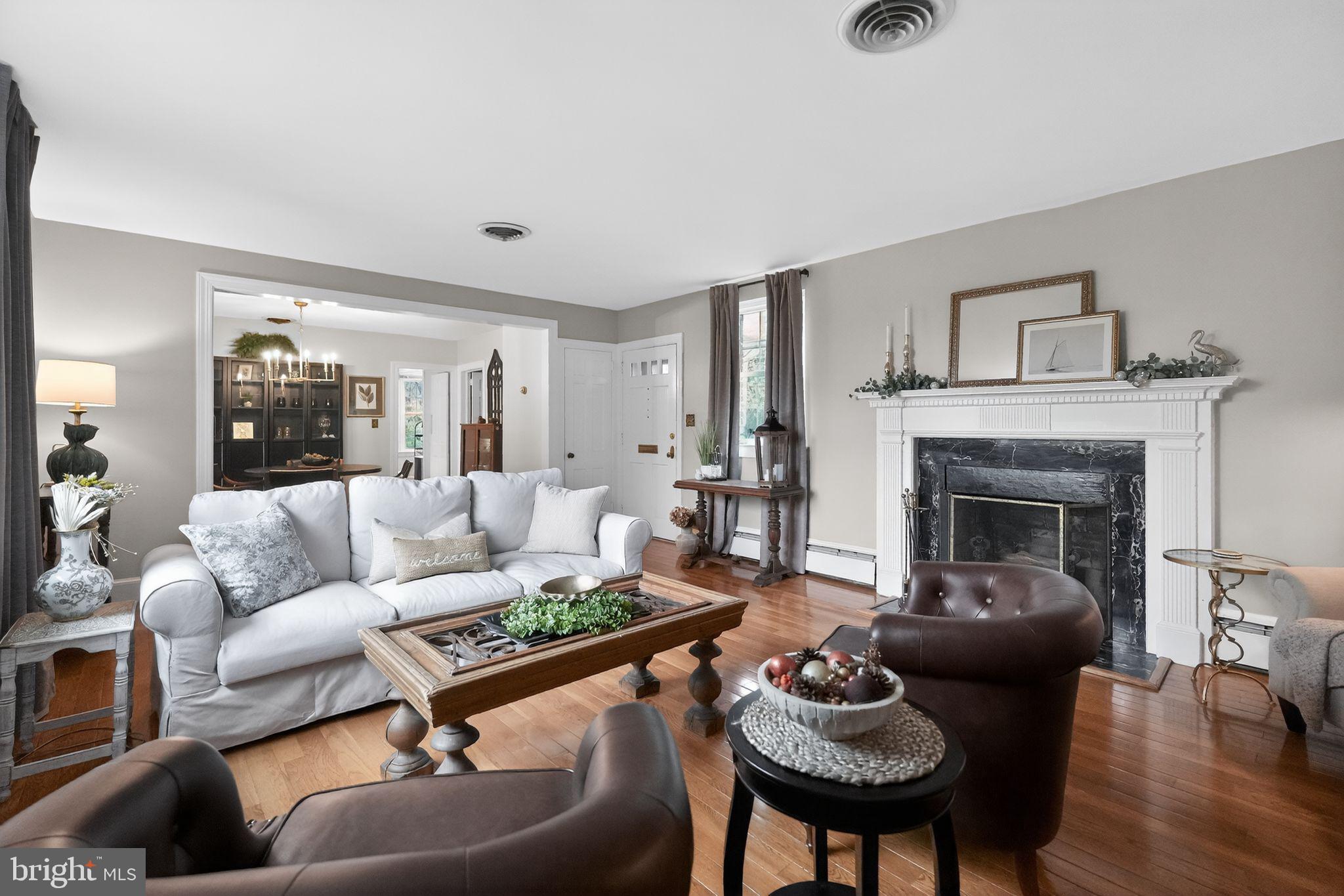 COLUMBIA PINES - Residential