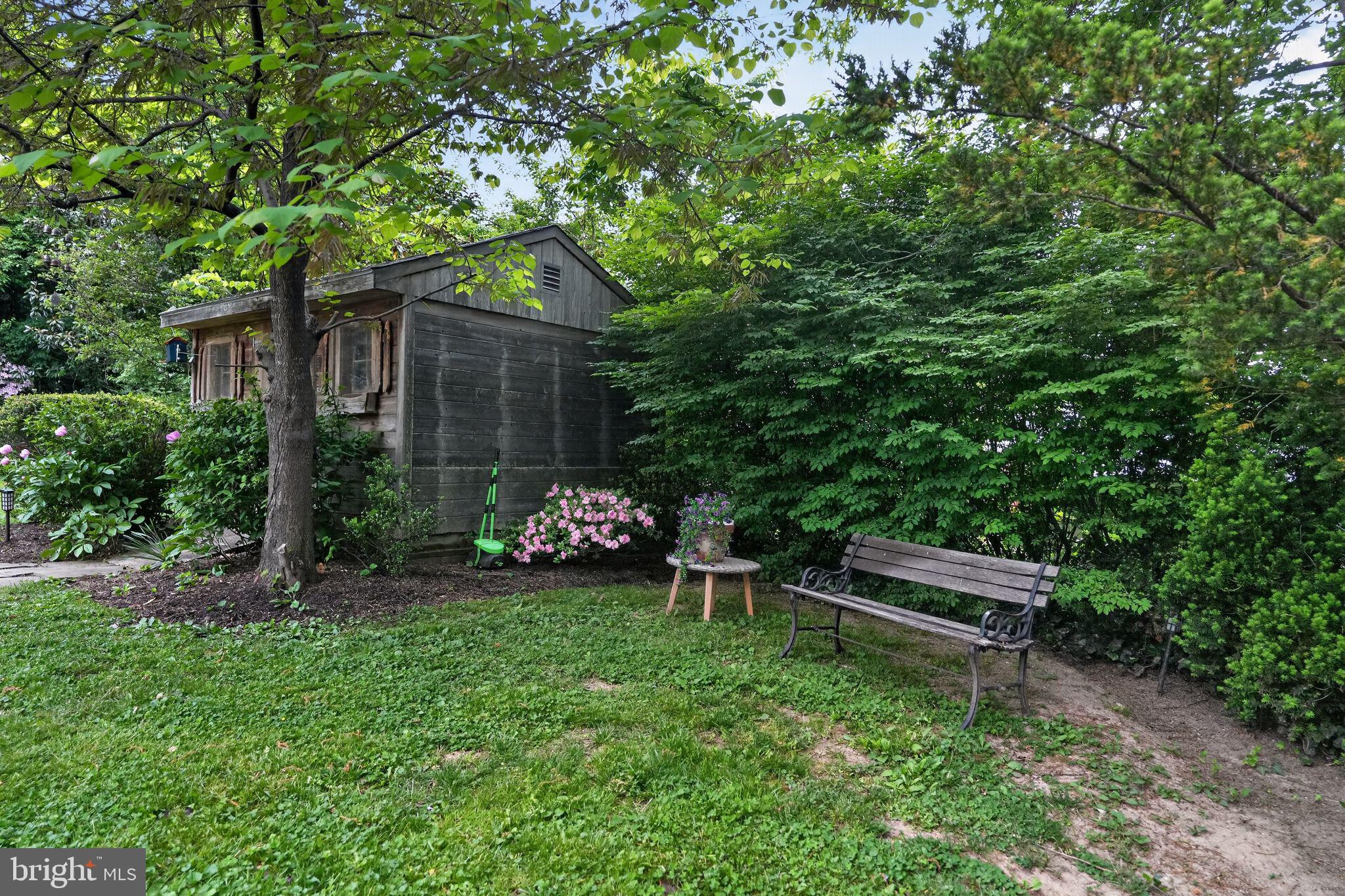 COLUMBIA PINES - Residential