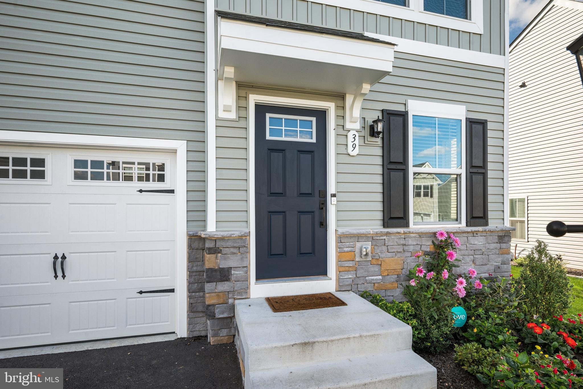 ARCADIA NORTH - Residential