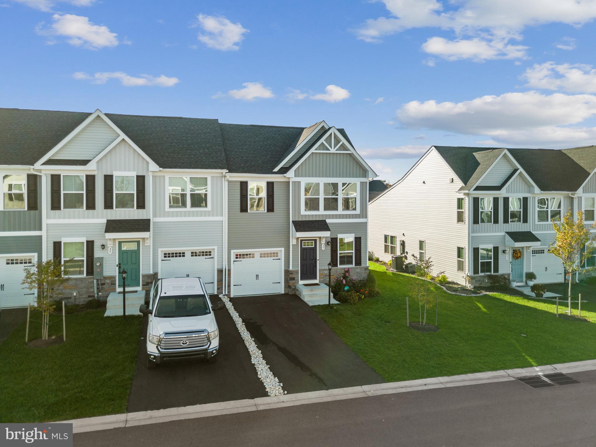 ARCADIA NORTH - Residential