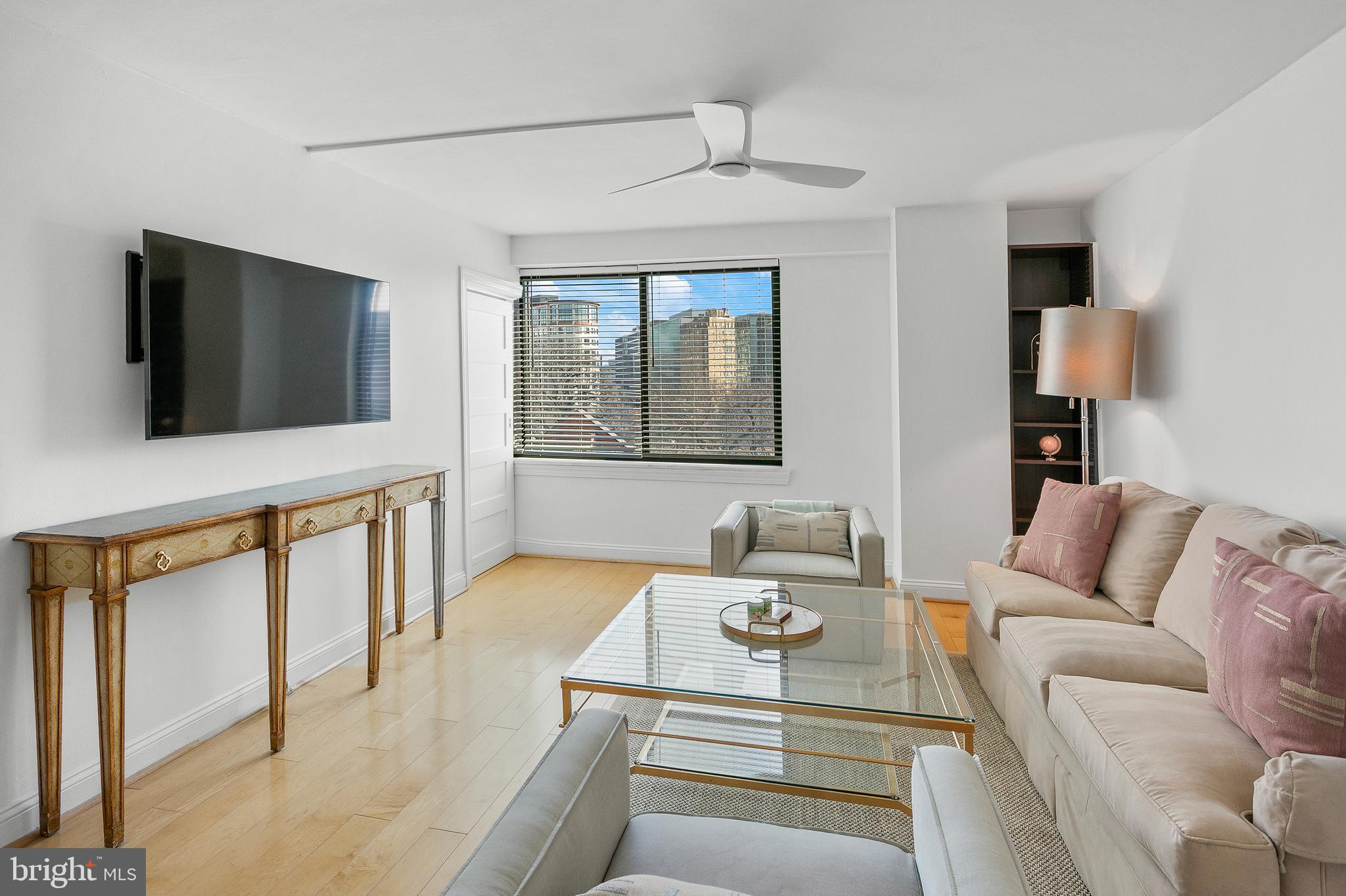 3 WASHINGTON CIRCLE NW 603