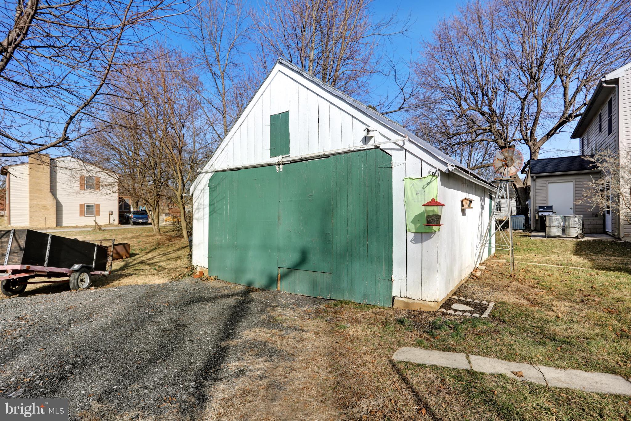 GREENBERRY HILLS - Residential